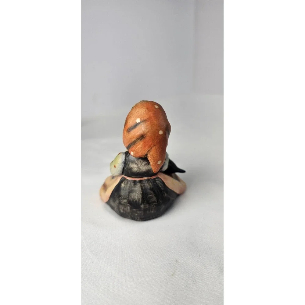 Vintage Goebel Hummel Happy Pastime #69‎ TMK-3 W. Germany Girl Bird Figurine